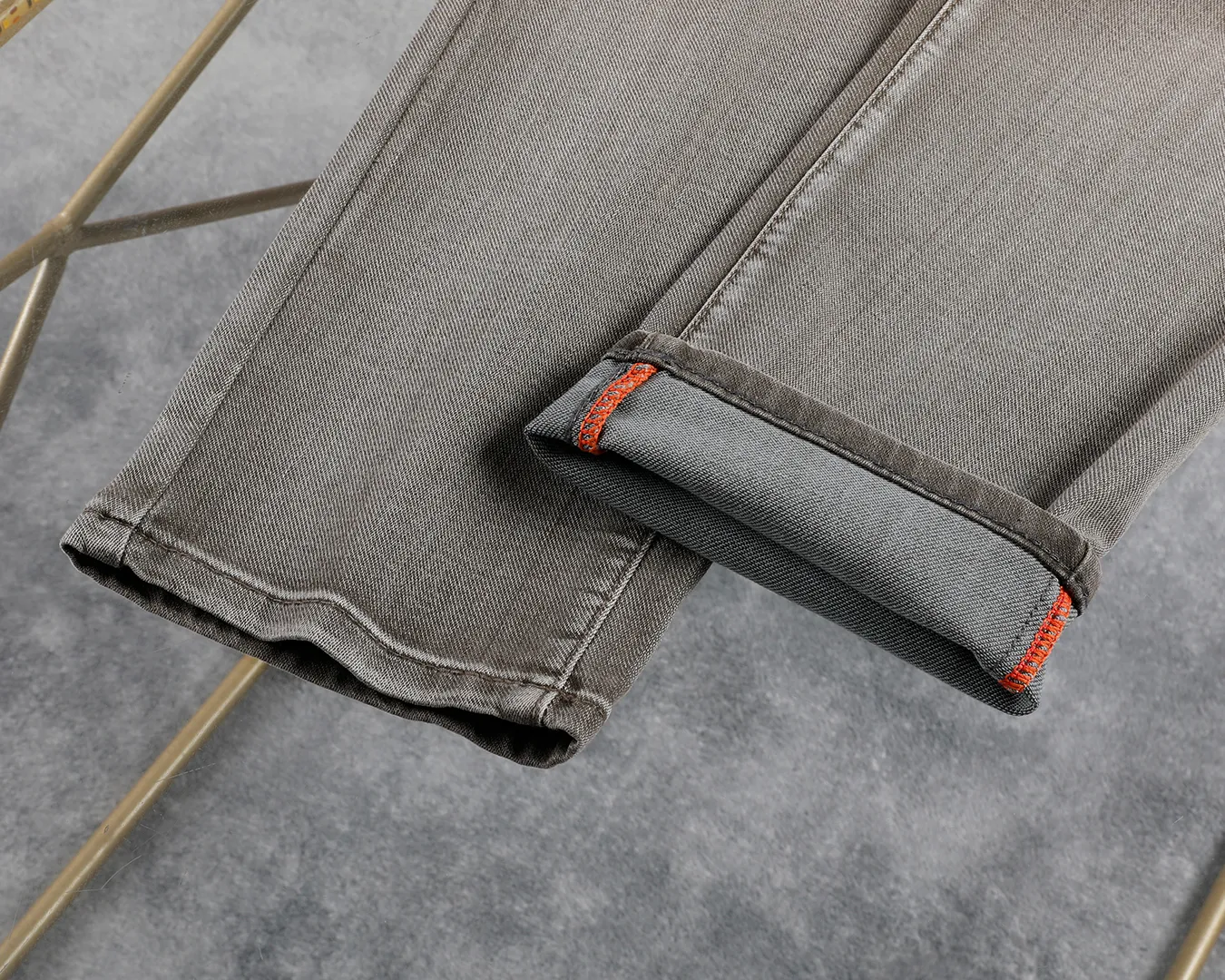 ZEGNA NO：38061 Size ：30 To 42 yarda Lightweight jeans（ ）